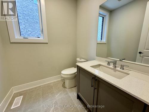 48 John Bradbury Court, Aurora, ON - Indoor Photo Showing Bathroom