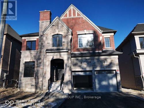 48 John Bradbury Court, Aurora, ON - Outdoor With Facade