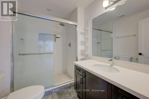 6 - 461 Blackburn Drive, Brantford, ON - Indoor Photo Showing Bathroom