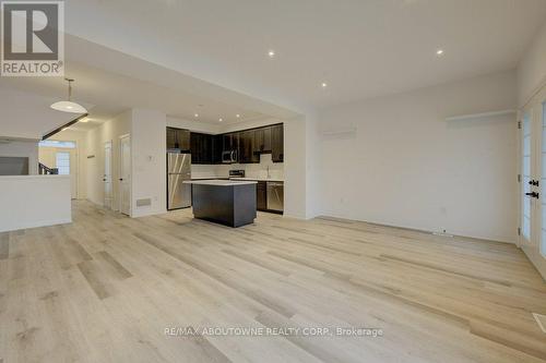 6 - 461 Blackburn Drive, Brantford, ON - Indoor Photo Showing Kitchen