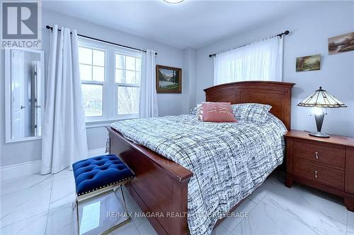 15 Oakridge Crescent, Port Colborne (Sugarloaf), ON - Indoor Photo Showing Bedroom