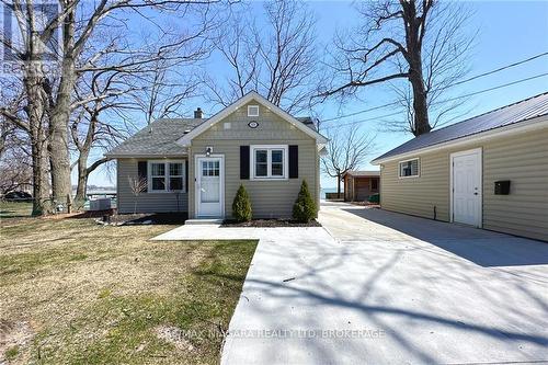 15 Oakridge Crescent, Port Colborne (Sugarloaf), ON - Outdoor With Facade