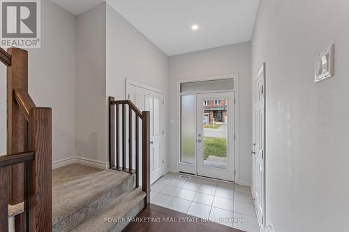 762 Cairn Crescent, Ottawa, ON - Indoor Photo Showing Other Room