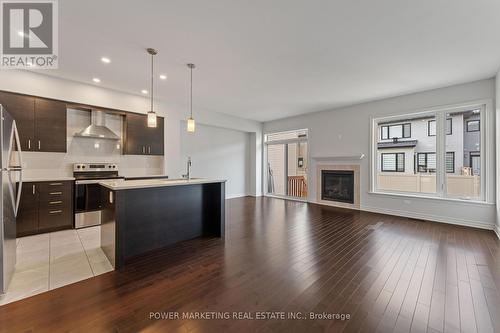 762 Cairn Crescent, Ottawa, ON - Indoor Photo Showing Kitchen With Stainless Steel Kitchen With Upgraded Kitchen