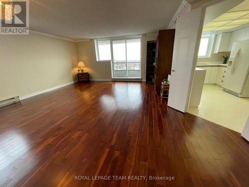 1001 - 1705 Playfair Drive, Ottawa, ON - Indoor Photo Showing Other Room