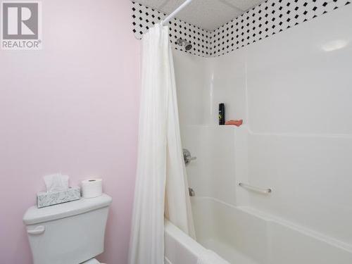 22-19 Wann Road, Whitehorse, YT - Indoor Photo Showing Bathroom