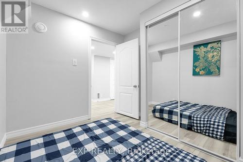 88 Waverley Road, Clarington, ON - Indoor Photo Showing Bedroom