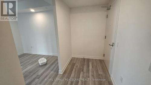 3308 - 230 Simcoe Street, Toronto, ON - Indoor Photo Showing Other Room