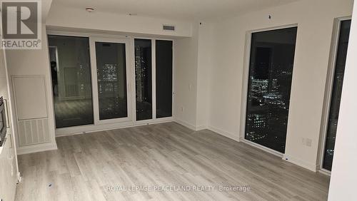 3308 - 230 Simcoe Street, Toronto, ON - Indoor Photo Showing Other Room