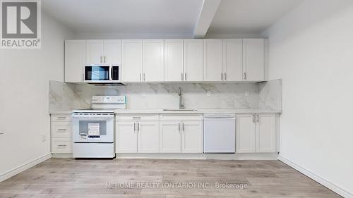 A - 620 Srigley Street, Newmarket, ON - Indoor Photo Showing Kitchen