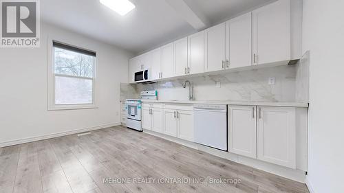 A - 620 Srigley Street, Newmarket, ON - Indoor Photo Showing Kitchen