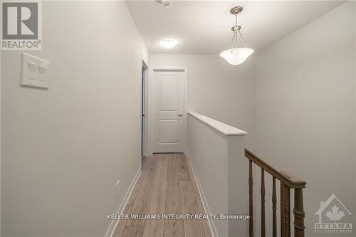 655 Prominence Way, Ottawa, ON - Indoor Photo Showing Other Room