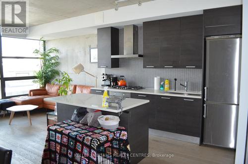 204 - 90 Broadview Avenue, Toronto, ON - Indoor Photo Showing Kitchen With Stainless Steel Kitchen With Upgraded Kitchen