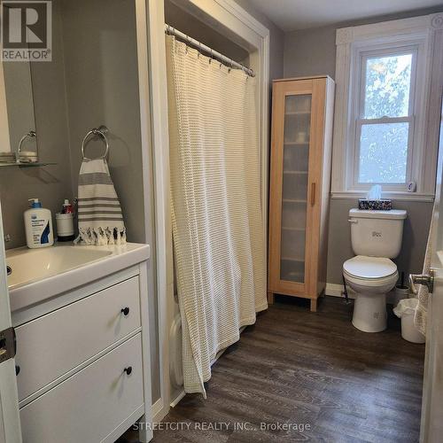 203 - 170 Bradford Street, Barrie, ON - Indoor Photo Showing Bathroom