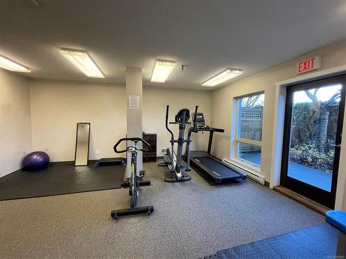 105-555 Franklyn St, Nanaimo, BC - Indoor Photo Showing Gym Room