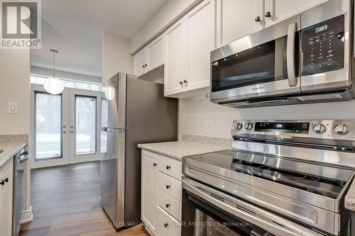 B - 23 Chester Street, Oakville, ON - Indoor Photo Showing Kitchen With Stainless Steel Kitchen