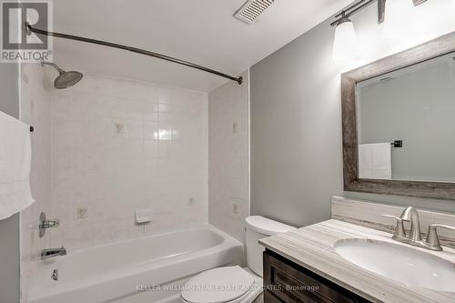 B - 23 Chester Street, Oakville, ON - Indoor Photo Showing Bathroom