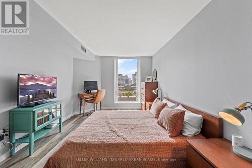 915 - 705 King Street W, Toronto, ON - Indoor Photo Showing Bedroom