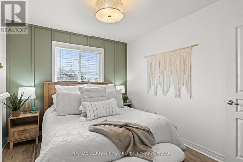 6366 Shapton Crescent, Niagara Falls (219 - Forestview), ON - Indoor Photo Showing Bedroom