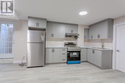 Lower - 7 Sierra Peak Court, Brampton, ON - Indoor Photo Showing Kitchen