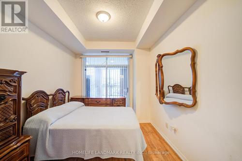 204 - 2772 Keele Street, Toronto, ON - Indoor Photo Showing Bedroom