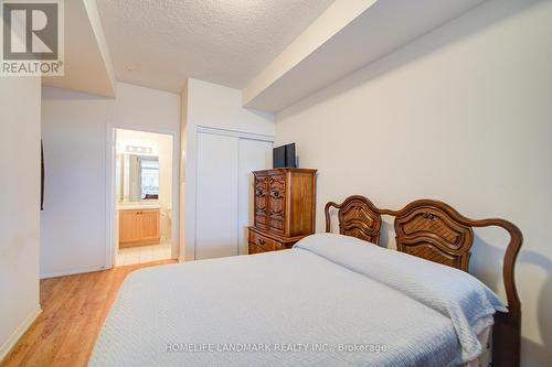 204 - 2772 Keele Street, Toronto, ON - Indoor Photo Showing Bedroom