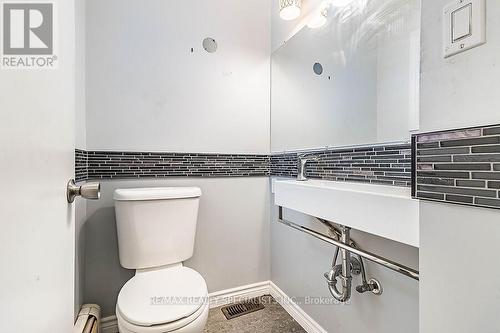 136 Tremaine Road, Milton, ON - Indoor Photo Showing Bathroom