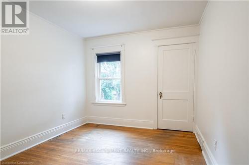 56 Newton Avenue, Hamilton, ON - Indoor Photo Showing Other Room