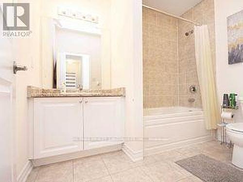 10 Brent Stephens Way, Brampton, ON - Indoor Photo Showing Bathroom