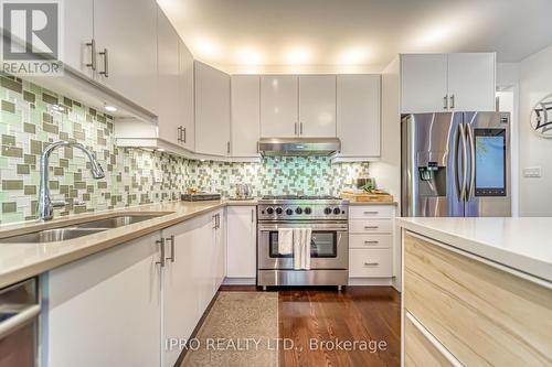 294 Valermo Drive, Toronto, ON - Indoor Photo Showing Kitchen With Double Sink With Upgraded Kitchen