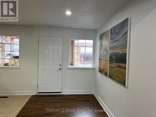 17 Benroyal Crescent, Toronto, ON - Indoor Photo Showing Other Room