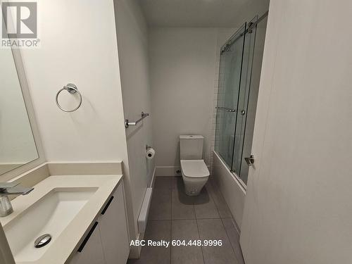 7Xx W 53 Street, Vancouver, BC - Indoor Photo Showing Bathroom