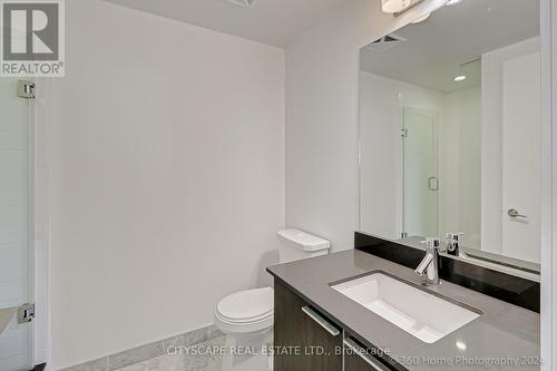 1301 - 10 Park Lawn Road, Toronto, ON - Indoor Photo Showing Bathroom