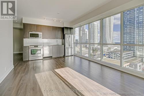 1301 - 10 Park Lawn Road, Toronto, ON - Indoor Photo Showing Kitchen