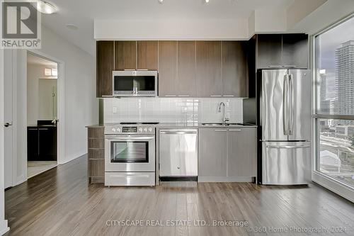 1301 - 10 Park Lawn Road, Toronto, ON - Indoor Photo Showing Kitchen