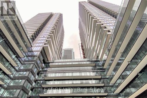 802 - 117 Broadway Avenue, Toronto, ON - Outdoor With Facade