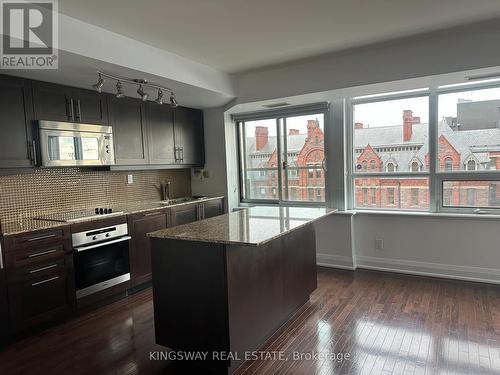 504 - 1 Bedford Road, Toronto, ON - Indoor Photo Showing Kitchen With Upgraded Kitchen