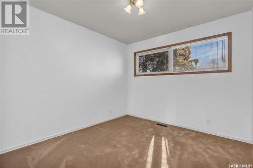 58 Hammond Road, Regina, SK - Indoor Photo Showing Other Room