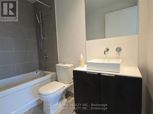 2706 - 159 Dundas Street E, Toronto, ON - Indoor Photo Showing Bathroom