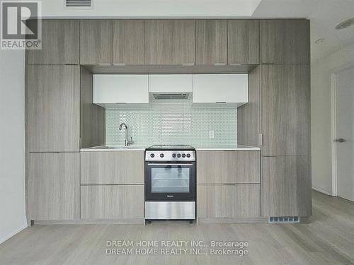 2706 - 159 Dundas Street E, Toronto, ON - Indoor Photo Showing Kitchen