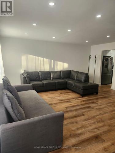 58 - 6540 Falconer Drive, Mississauga, ON - Indoor Photo Showing Living Room