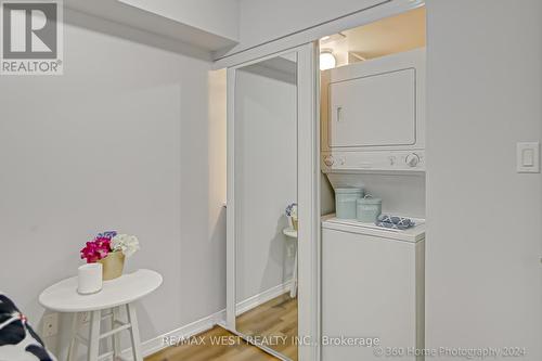 312 - 2772 Keele Street, Toronto, ON - Indoor Photo Showing Laundry Room