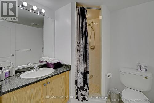 312 - 2772 Keele Street, Toronto, ON - Indoor Photo Showing Bathroom