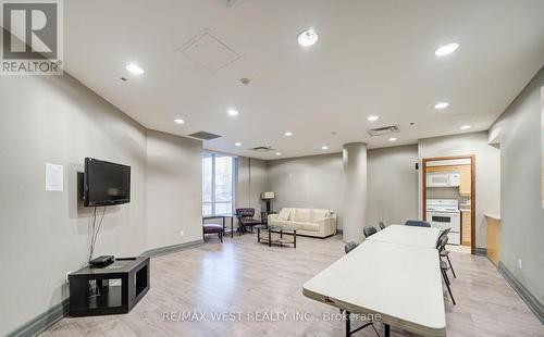 312 - 2772 Keele Street, Toronto, ON - Indoor Photo Showing Other Room