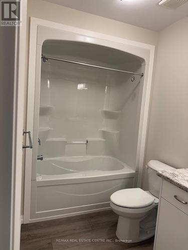 51 Canary Street S, Tillsonburg, ON - Indoor Photo Showing Bathroom