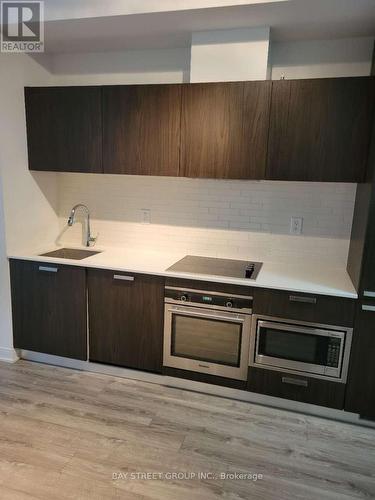 706 - 50 Charles Street E, Toronto, ON - Indoor Photo Showing Kitchen