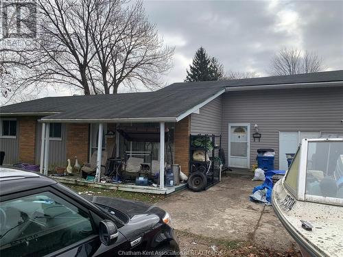 5033 Dufferin Avenue, Wallaceburg, ON - Outdoor