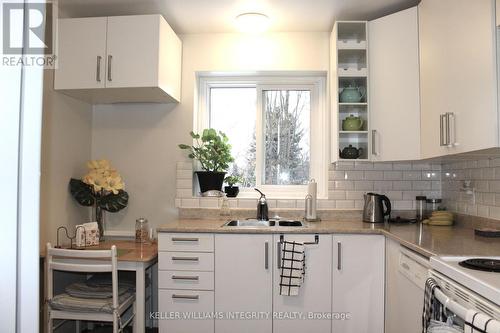 B - 438 Moodie Drive, Ottawa, ON - Indoor Photo Showing Kitchen