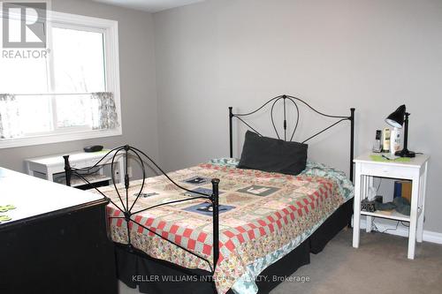 B - 438 Moodie Drive, Ottawa, ON - Indoor Photo Showing Bedroom