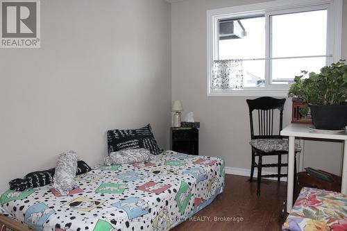 B - 438 Moodie Drive, Ottawa, ON - Indoor Photo Showing Bedroom